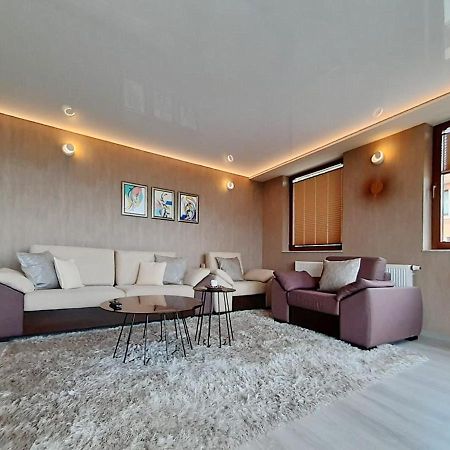 Sky View - Luxury Apartment With A Dream View Brasov Ngoại thất bức ảnh