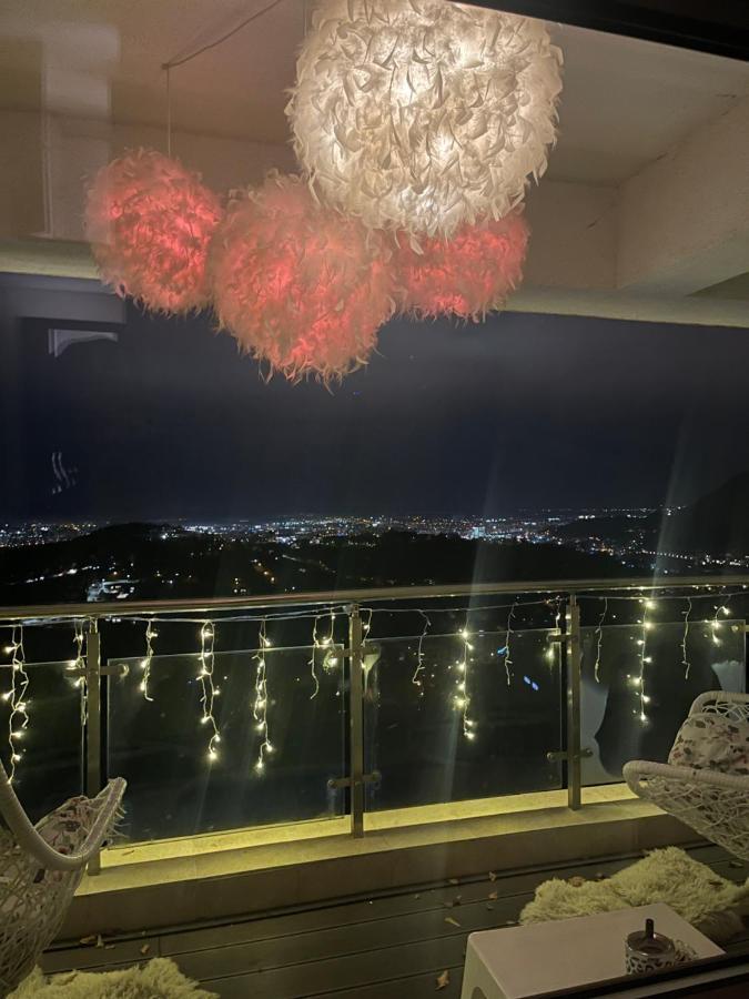 Sky View - Luxury Apartment With A Dream View Brasov Ngoại thất bức ảnh