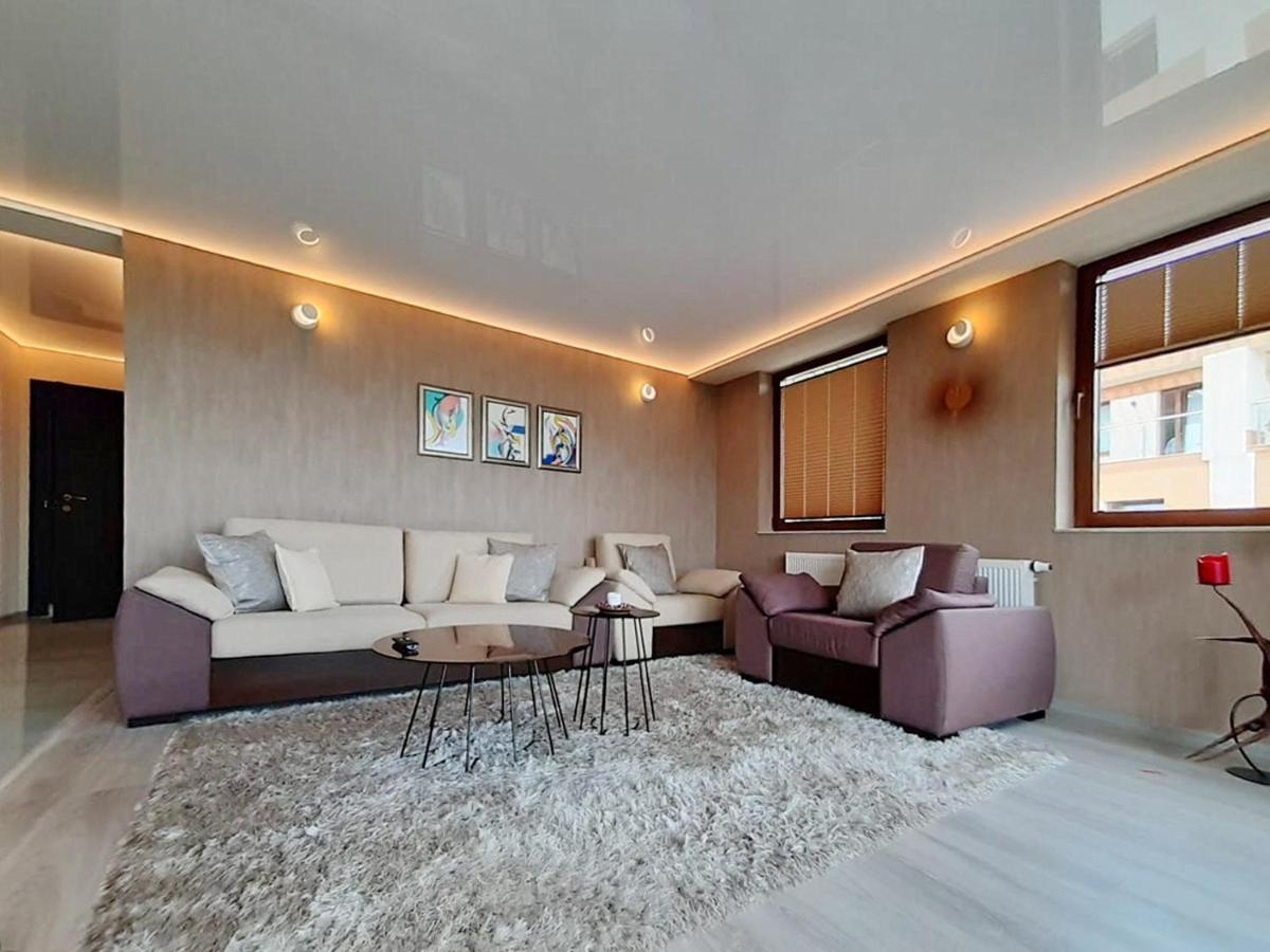 Sky View - Luxury Apartment With A Dream View Brasov Ngoại thất bức ảnh